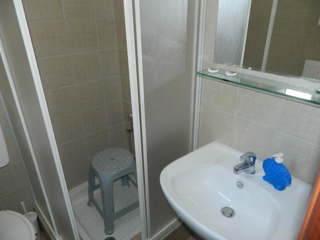 ホテル Peridromos Levádeia 部屋 写真