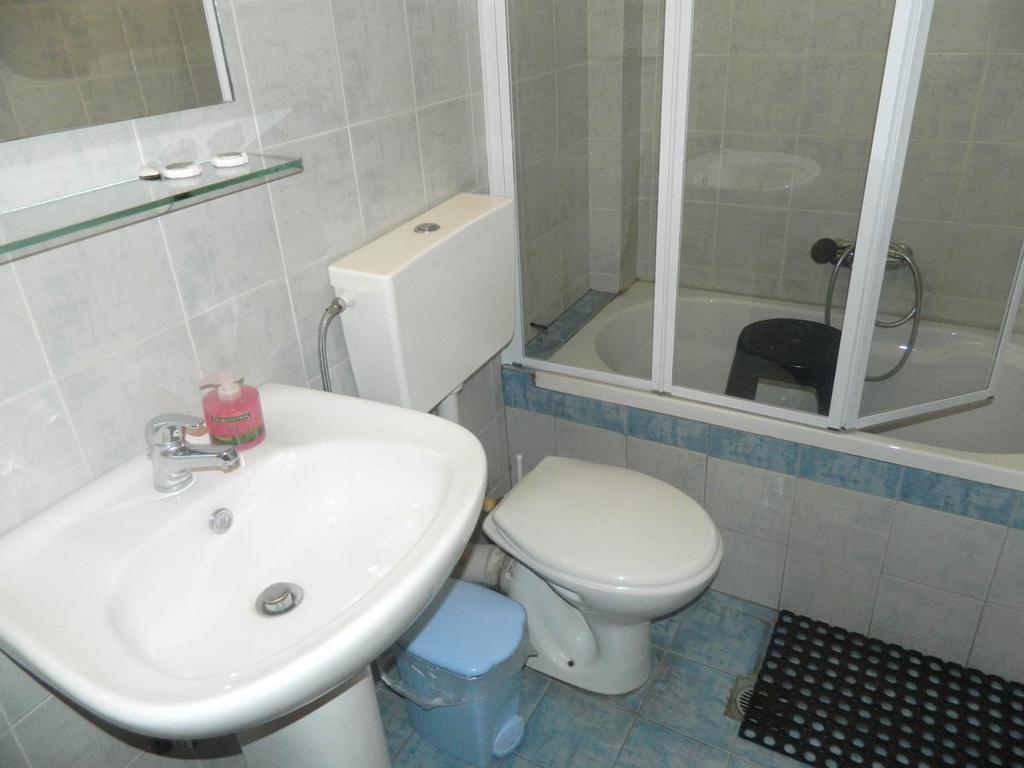 ホテル Peridromos Levádeia 部屋 写真
